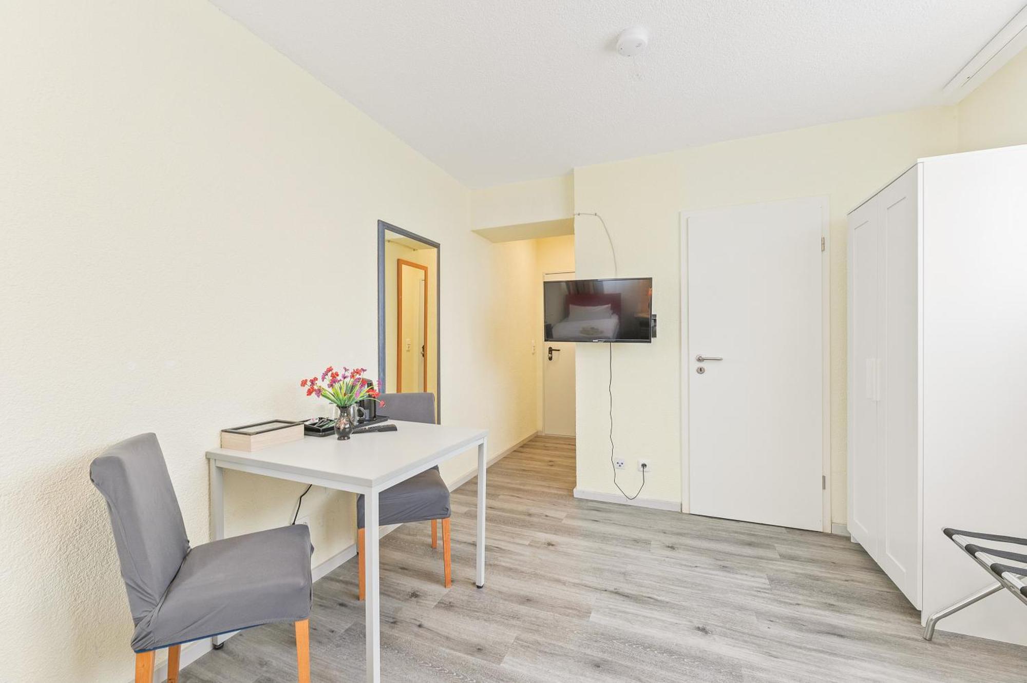 Businesshotel Lemon Suites Self Check-In Messe Airport Mit Kueche - Monteure Willkommen Neuhausen auf den Fildern Стая снимка